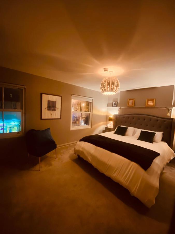 3 Bedroom Luxury Apartment Main Street Cashel  Exteriér fotografie