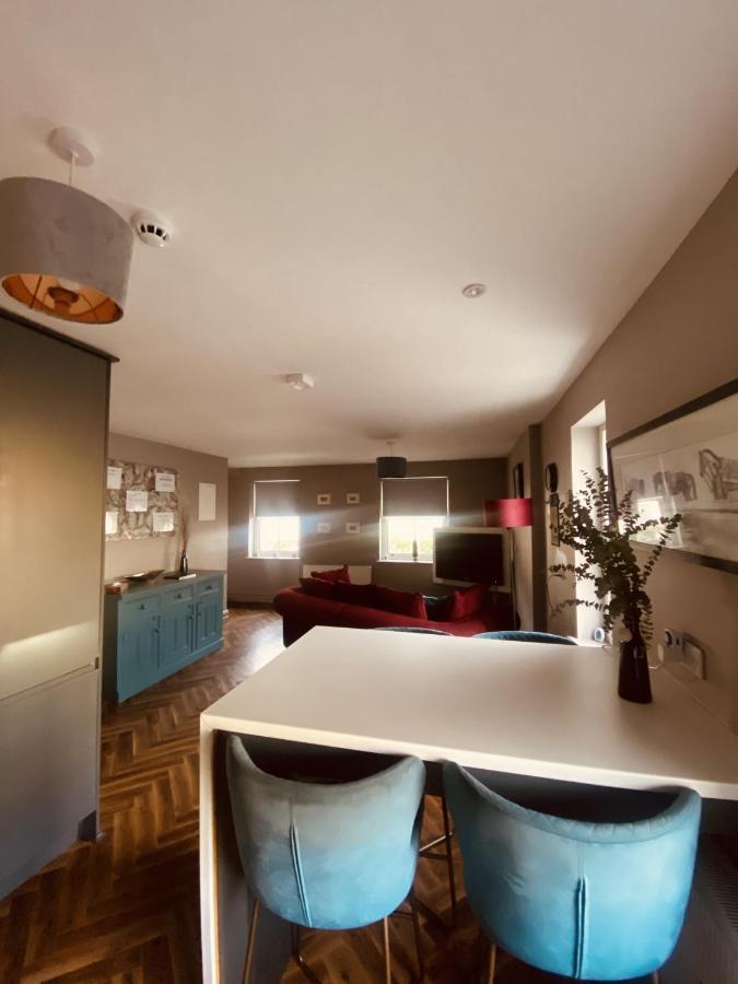 3 Bedroom Luxury Apartment Main Street Cashel  Exteriér fotografie